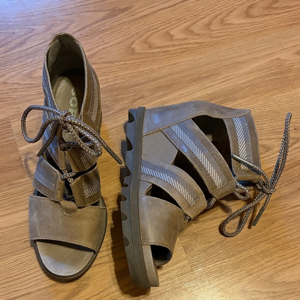 Women’s Sorel Wedge Sandals, Size 9